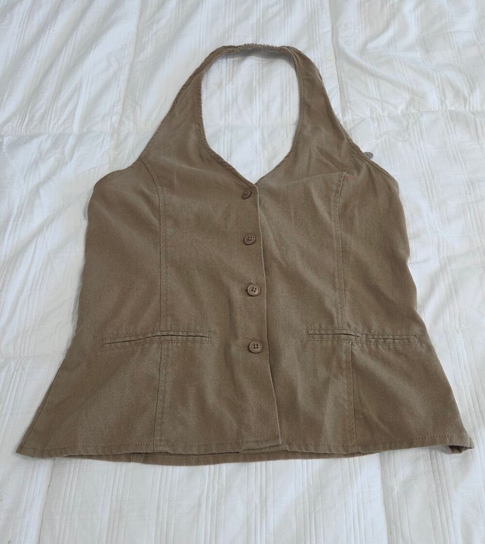 CI SONO Beige Halter V-Neckline Vest Women's size Large
